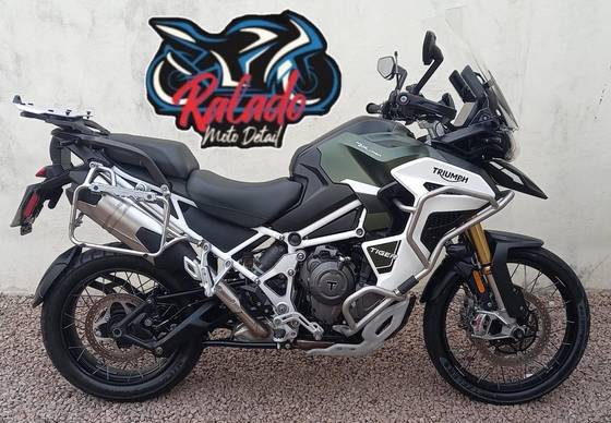 TRIUMPH TIGER 1200 RALLY EXPLORER TRIUMPH TIGER 1200 RALLY EXPLORER